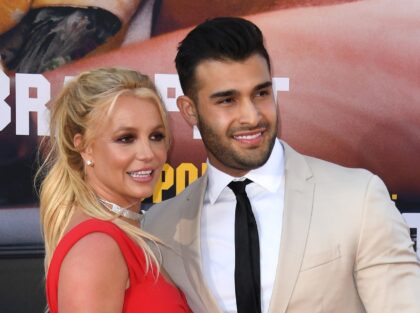 US singer Britney Spears (L) and husband Sam Asghari are heading for divorce, celebrity media outlets are reporting